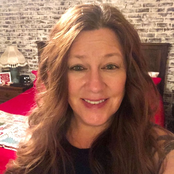 Meet your Posher, Candy - Picture 1 of 1